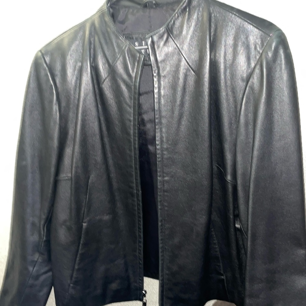 Women’s leather jacket